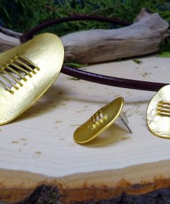Gold Matte-finish Oval Pendant & Earrings Set 7